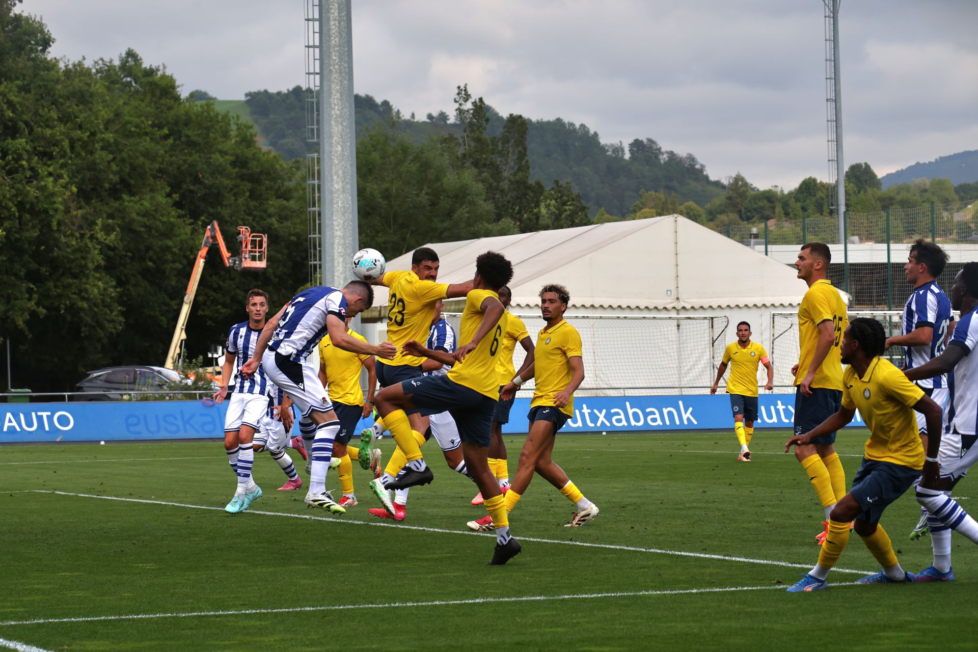 Victoria de la Real en el primer partido de pretemporada