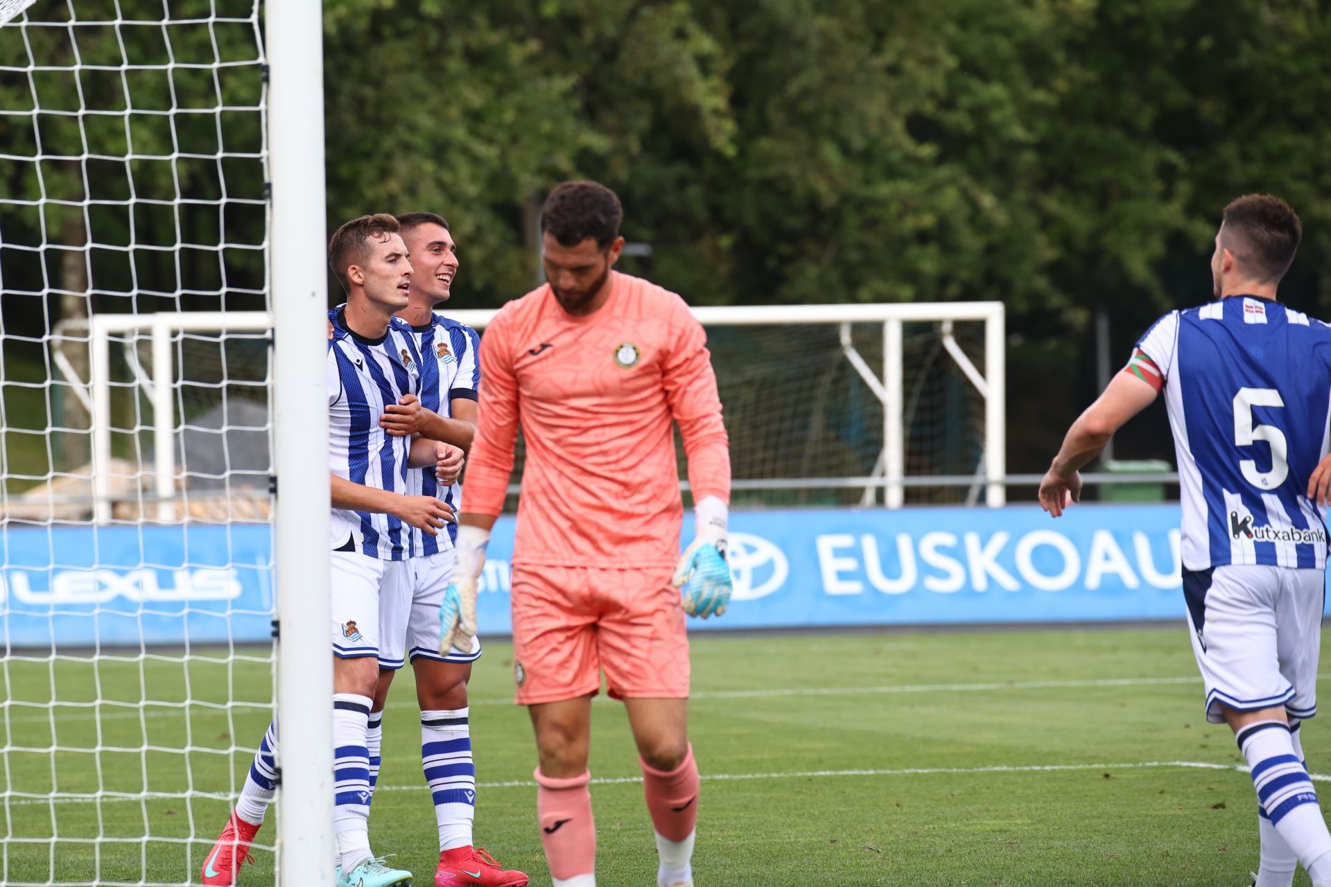 Victoria de la Real en el primer partido de pretemporada
