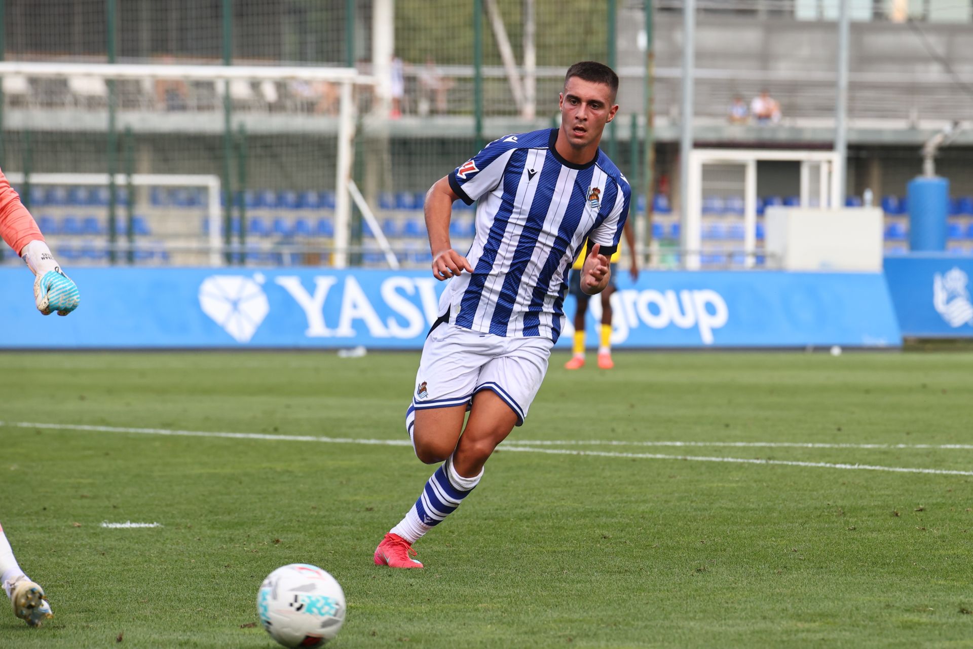 Victoria de la Real en el primer partido de pretemporada