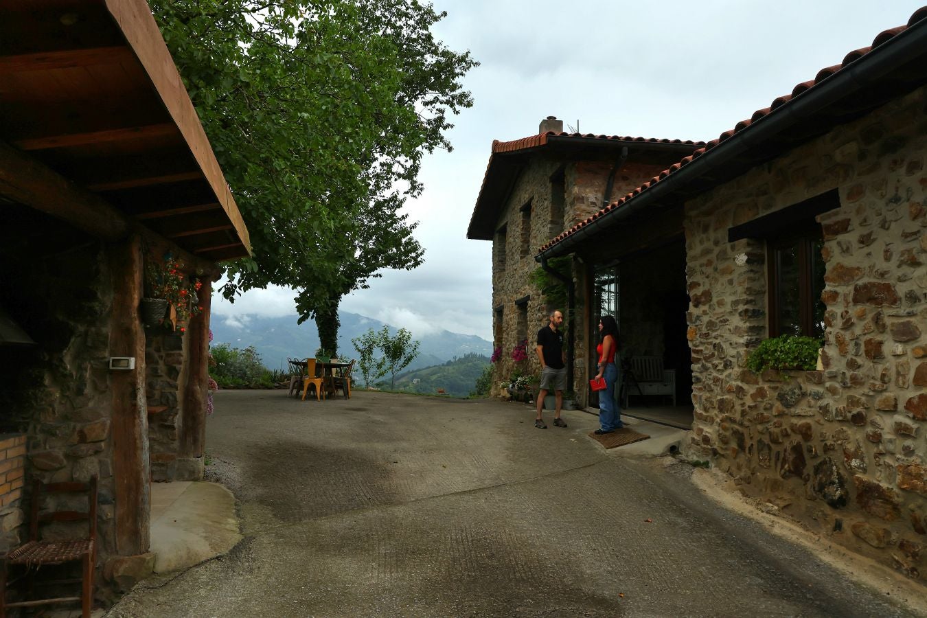 «La casa era una ruina, pero la renovamos con nuestras propias manos»