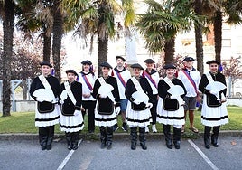 Las cantineras y los directores tienen todo listo para la gran noche.