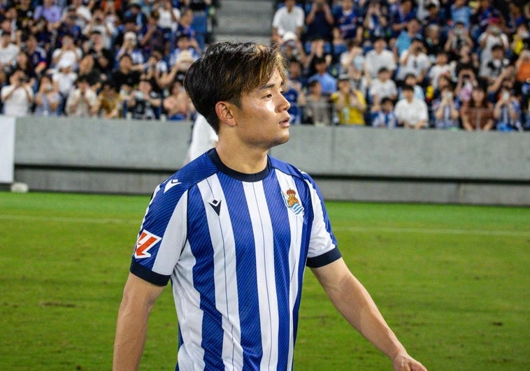 Take Kubo, al finalizar el partido en Nagasaki.