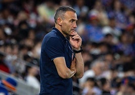 Sergio Francisco, reflexivo durante el partido ante el V-Varen