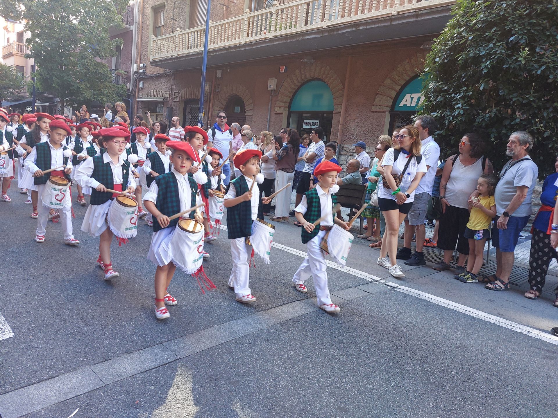 Los rataplanes inundan Errenteria
