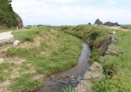 La regata de Mijoa, cerca de su desembocadura en Saturraran.
