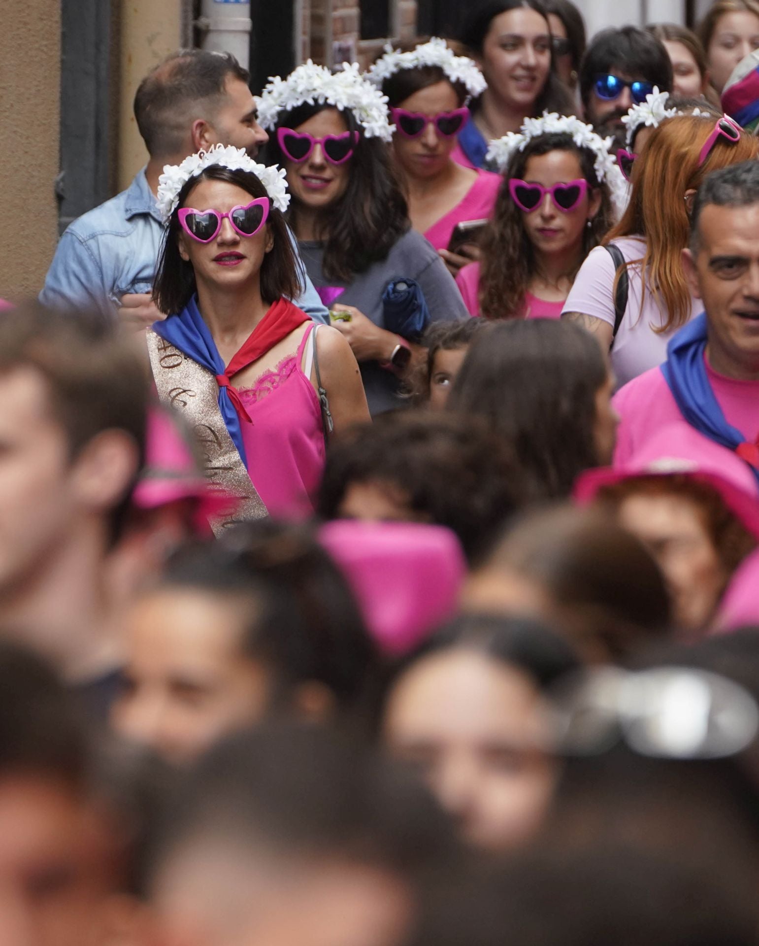 La kalejira de cuadrillas toma las calles de Errenteria