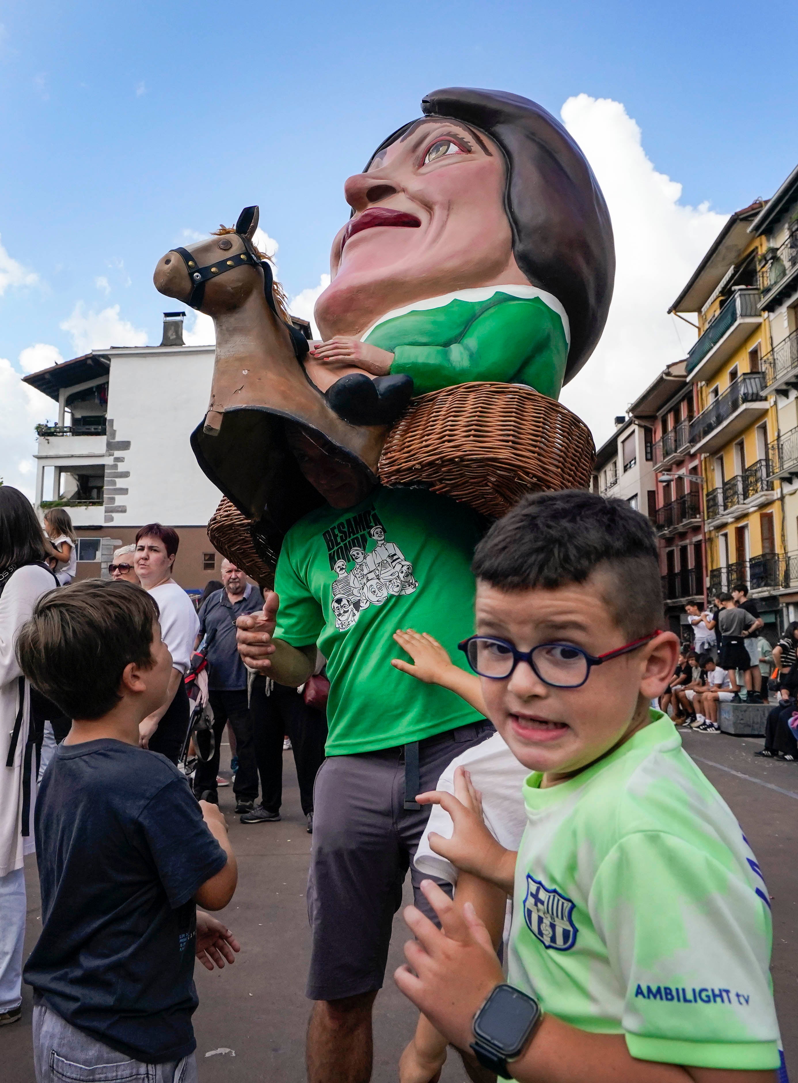 Villabona comienza las fiestas de Santiago con el txupinazo