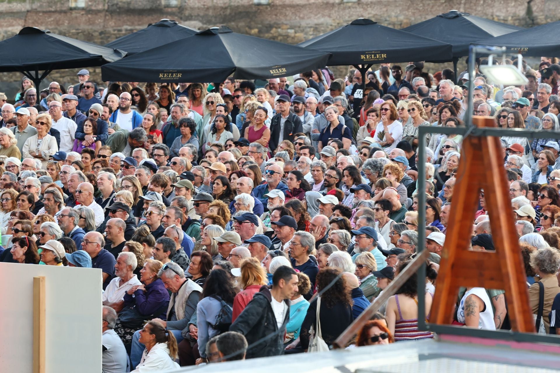 Concierto de Anari en la Zurriola