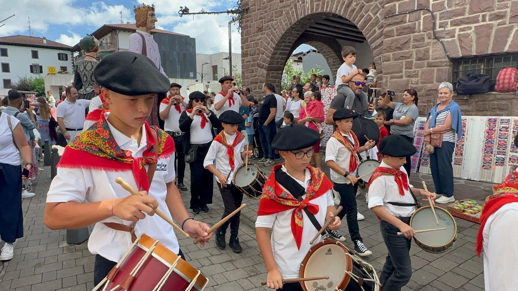 Txupinazo en Elizondo
