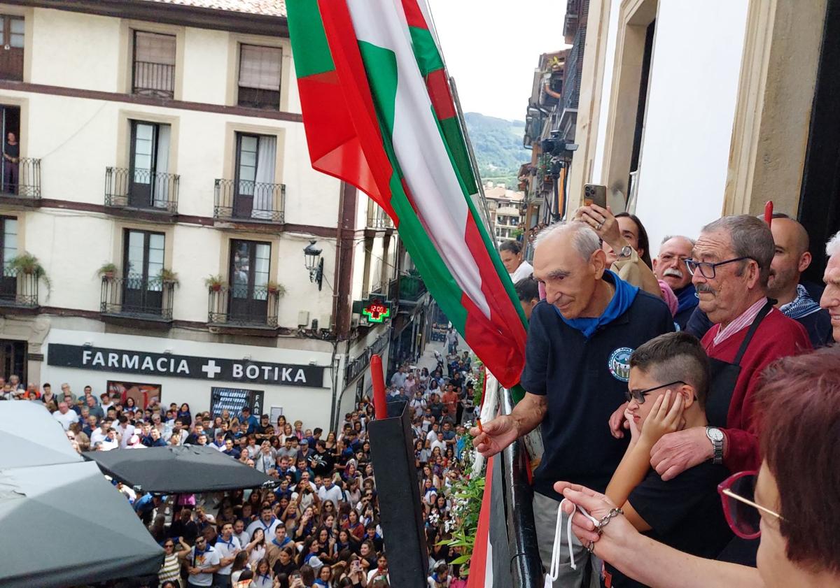 Imagen principal - Fiestas de Santa Ana en Ordizia