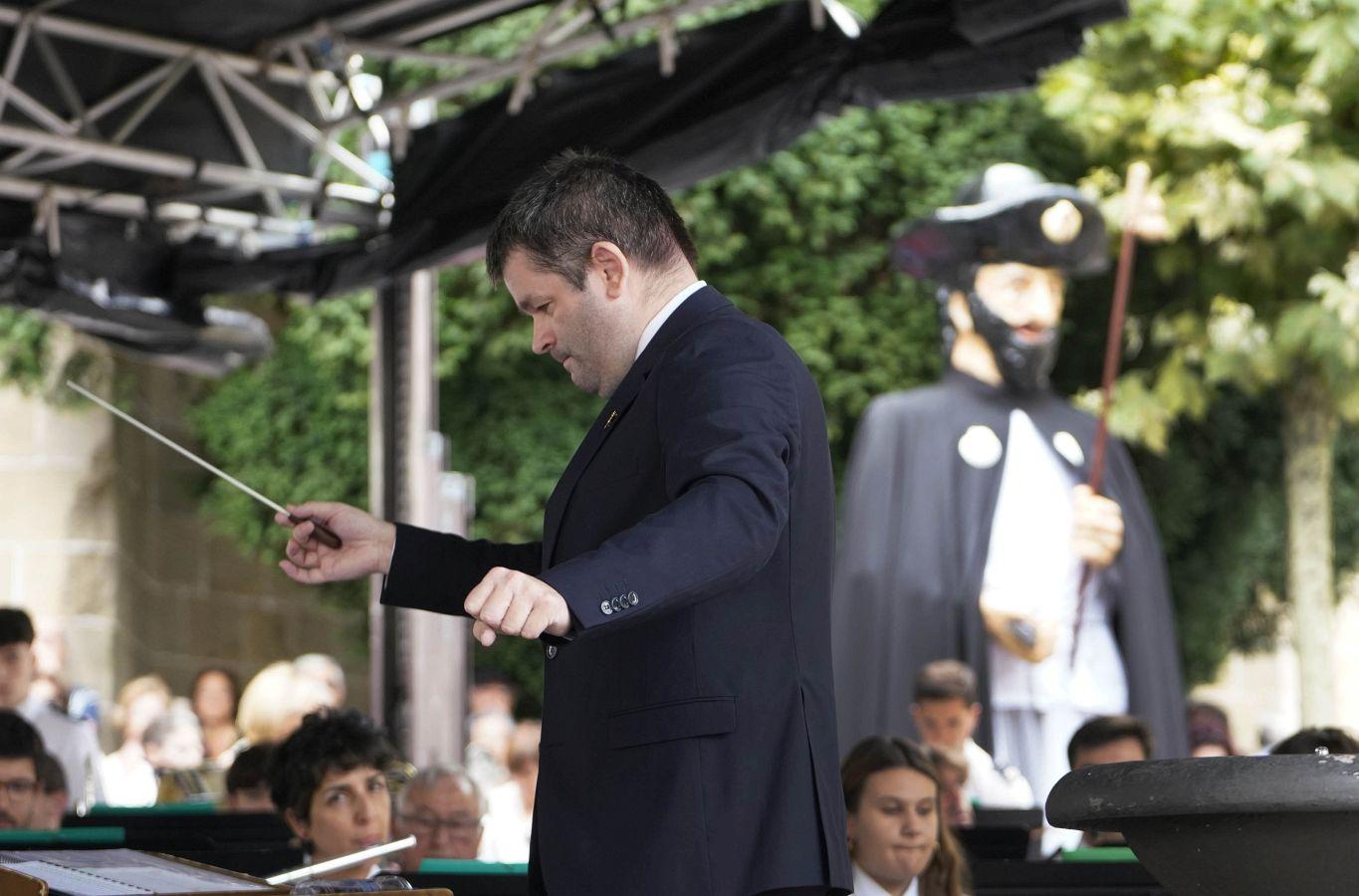 Así resonaron las polkas de Santiago en Irun