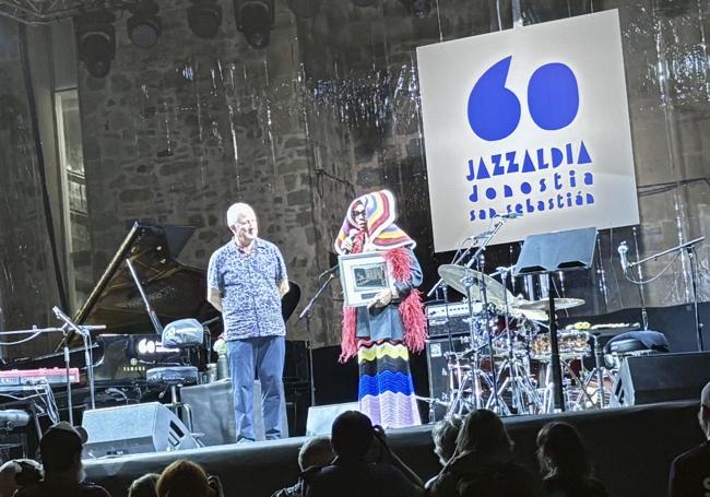 Dee Dee Bridgewater recibió el premio Donostia