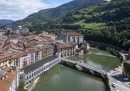 En el Casco Viejo existen muchos locales vacíos aunque no todos reúnen las condiciones para ser transformados en viviendas.