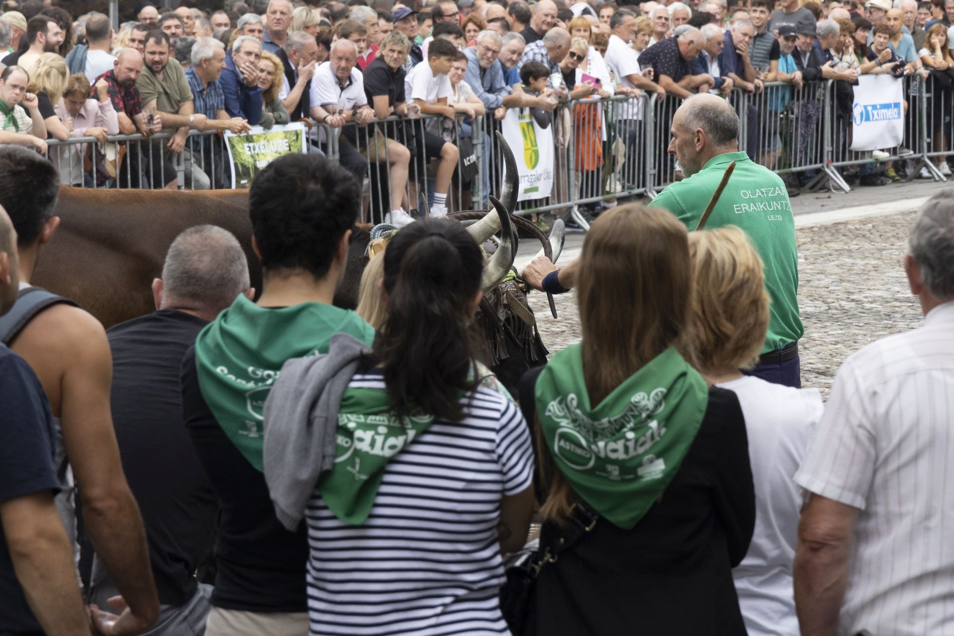 Ambiente festivo en Astigarraga por el día de Santa Ana