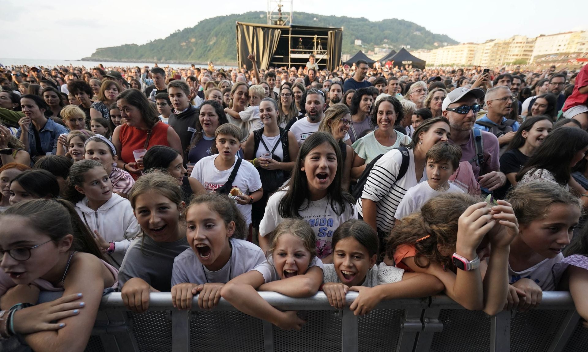 Bulego conquista la playa de la Zurriola