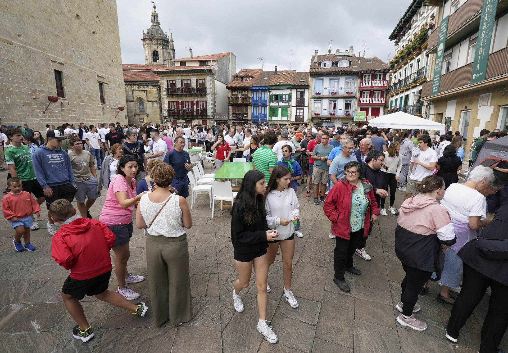 El 'Alardearekin Bat' de Hondarribia, en imágenes