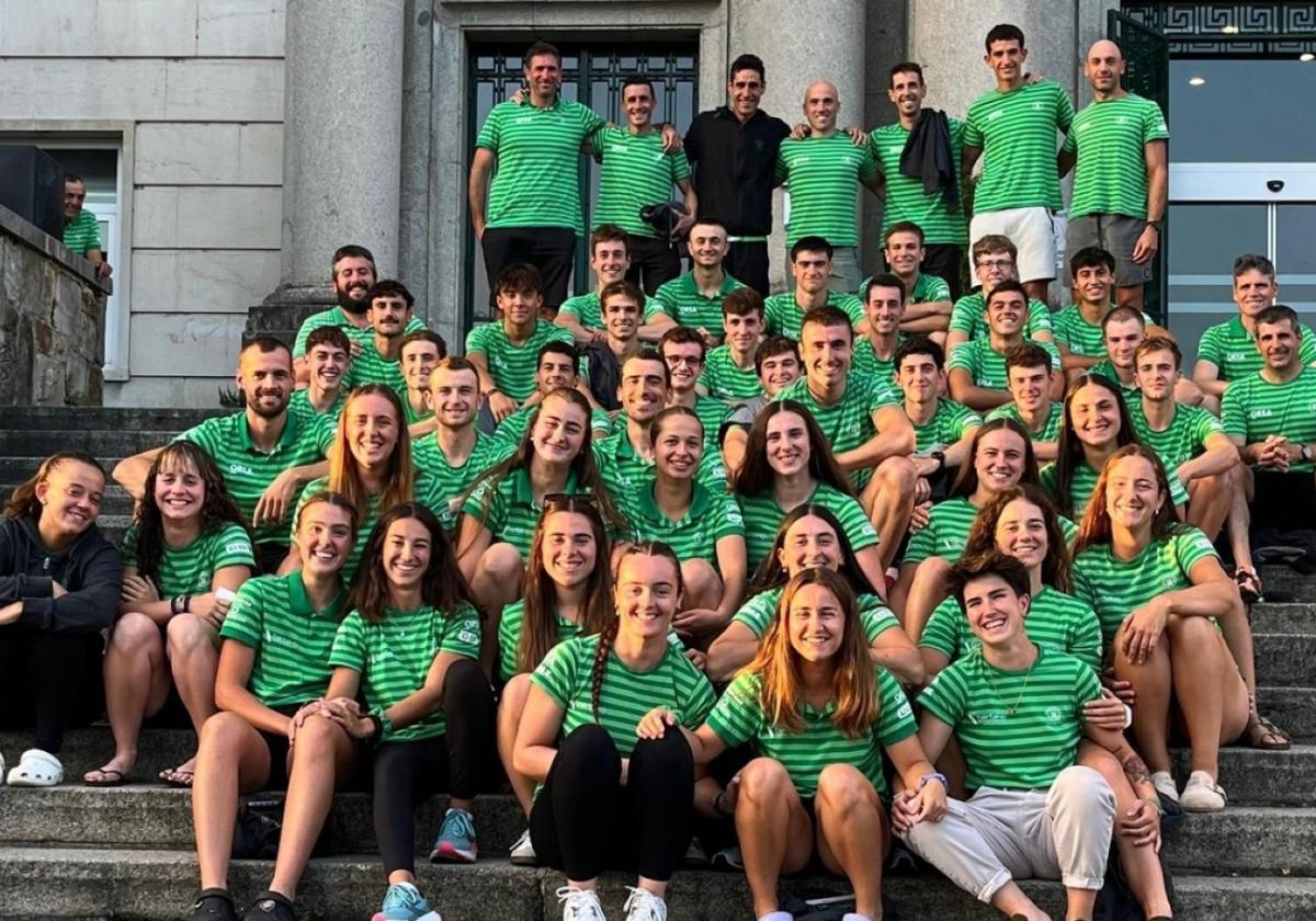 Los tres equipos juntos en el hotel Seminario de Derio