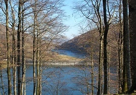 Embalse de Leurtza que pertenece a Beintza-Labaien y Urroz.
