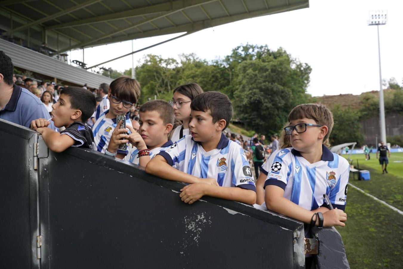 La afición de la Real Sociedad, volcada con el equipo