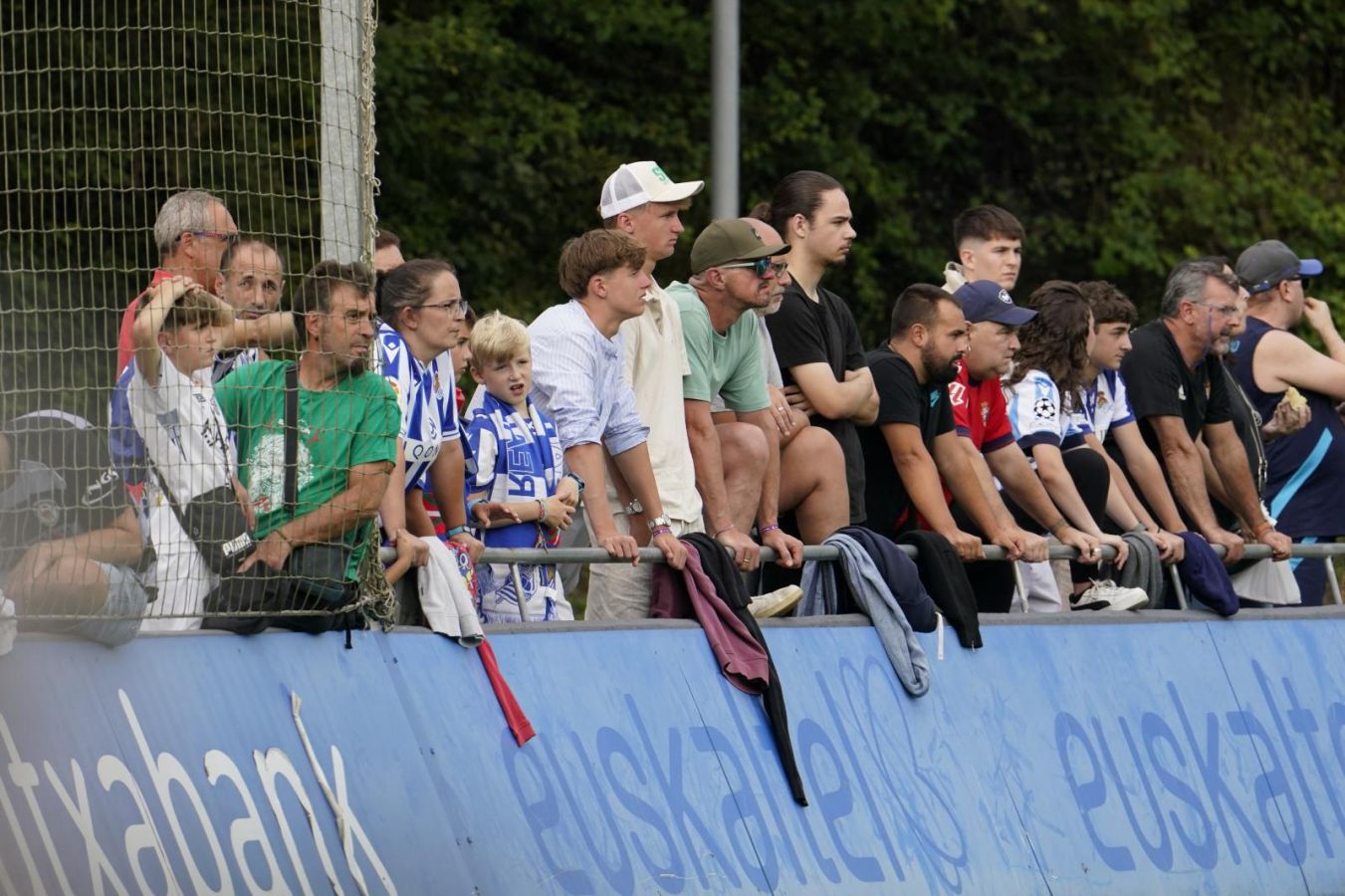 La afición de la Real Sociedad, volcada con el equipo