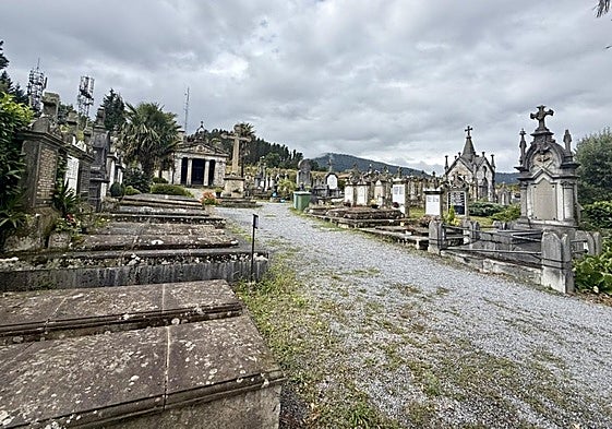 Prevención laboral exige que en las zonas más antiguas los féretros puedan introducirse con seguridad.