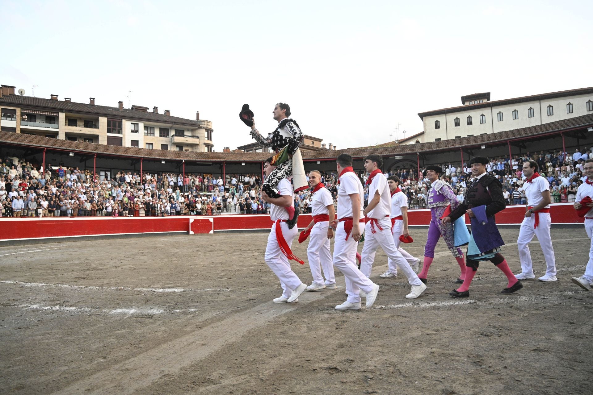 Lleno en Azpeitia para ver los toros