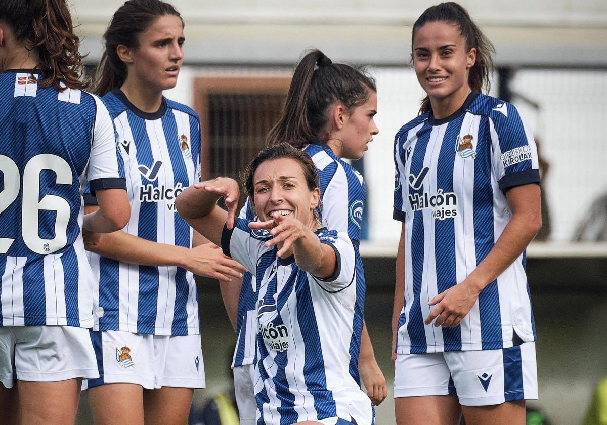 Lavogez hace el arco para celebrar el 3-0 en Berazubi.