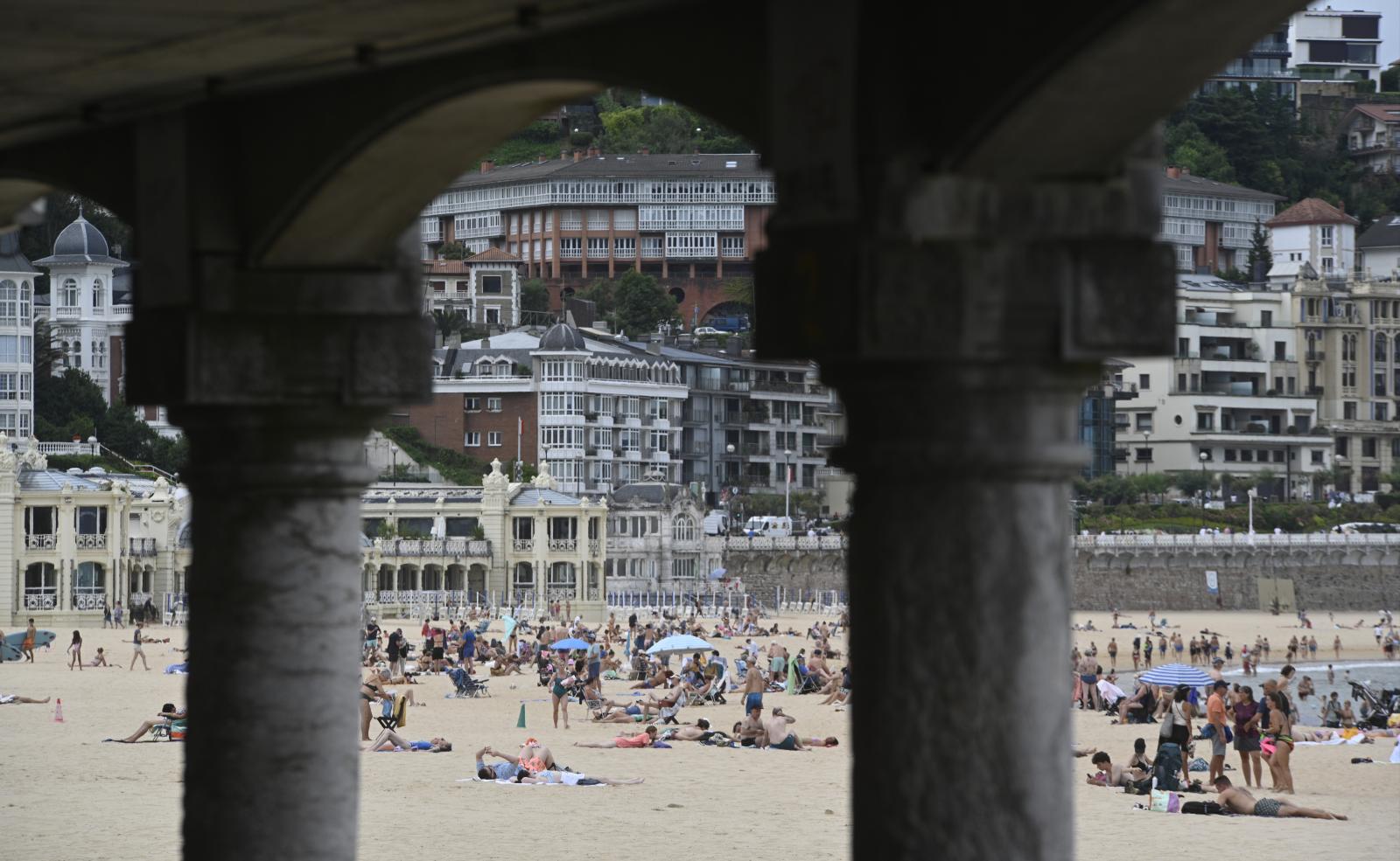 Agosto arranca veraniego