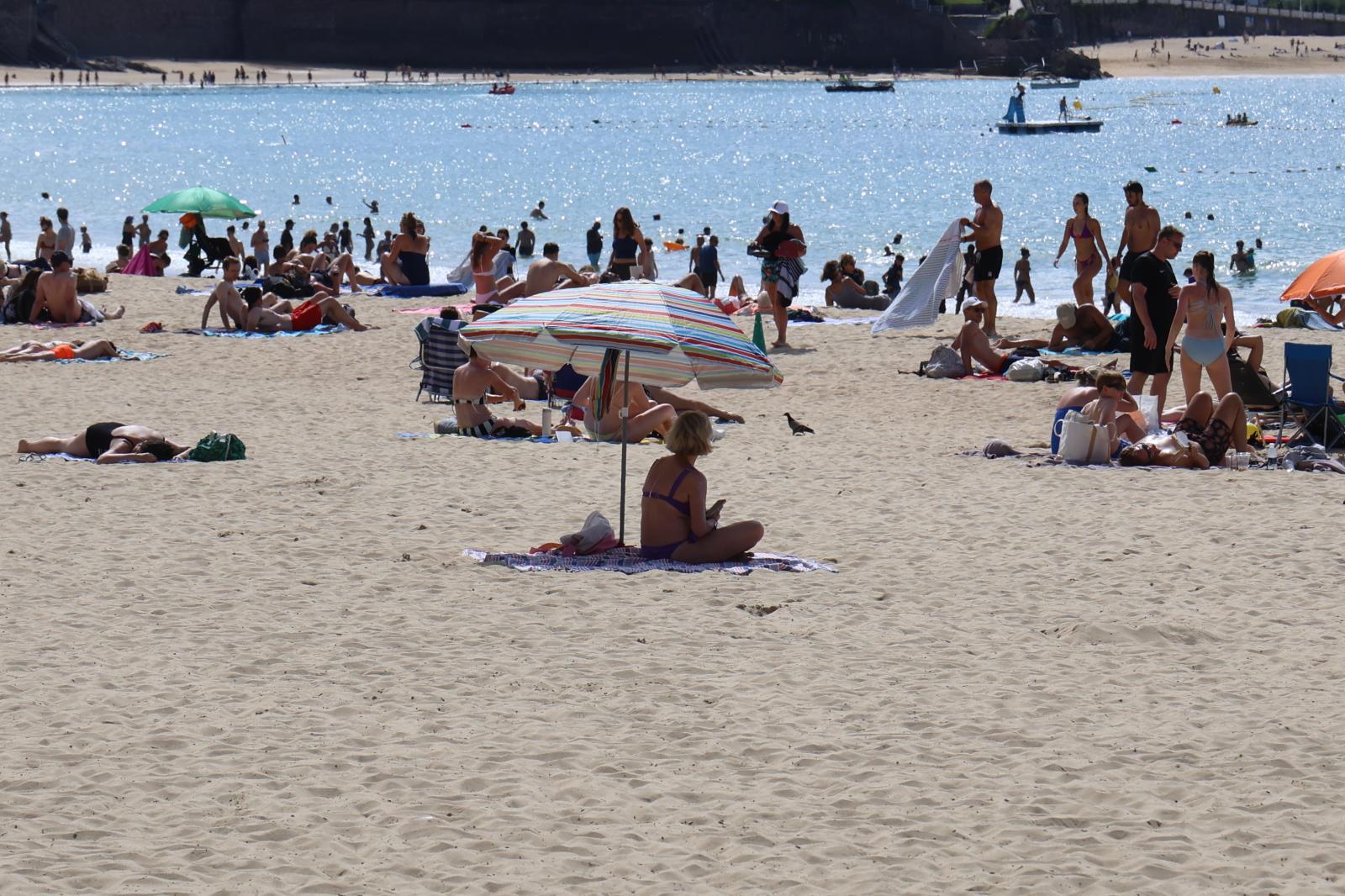 Agosto arranca veraniego