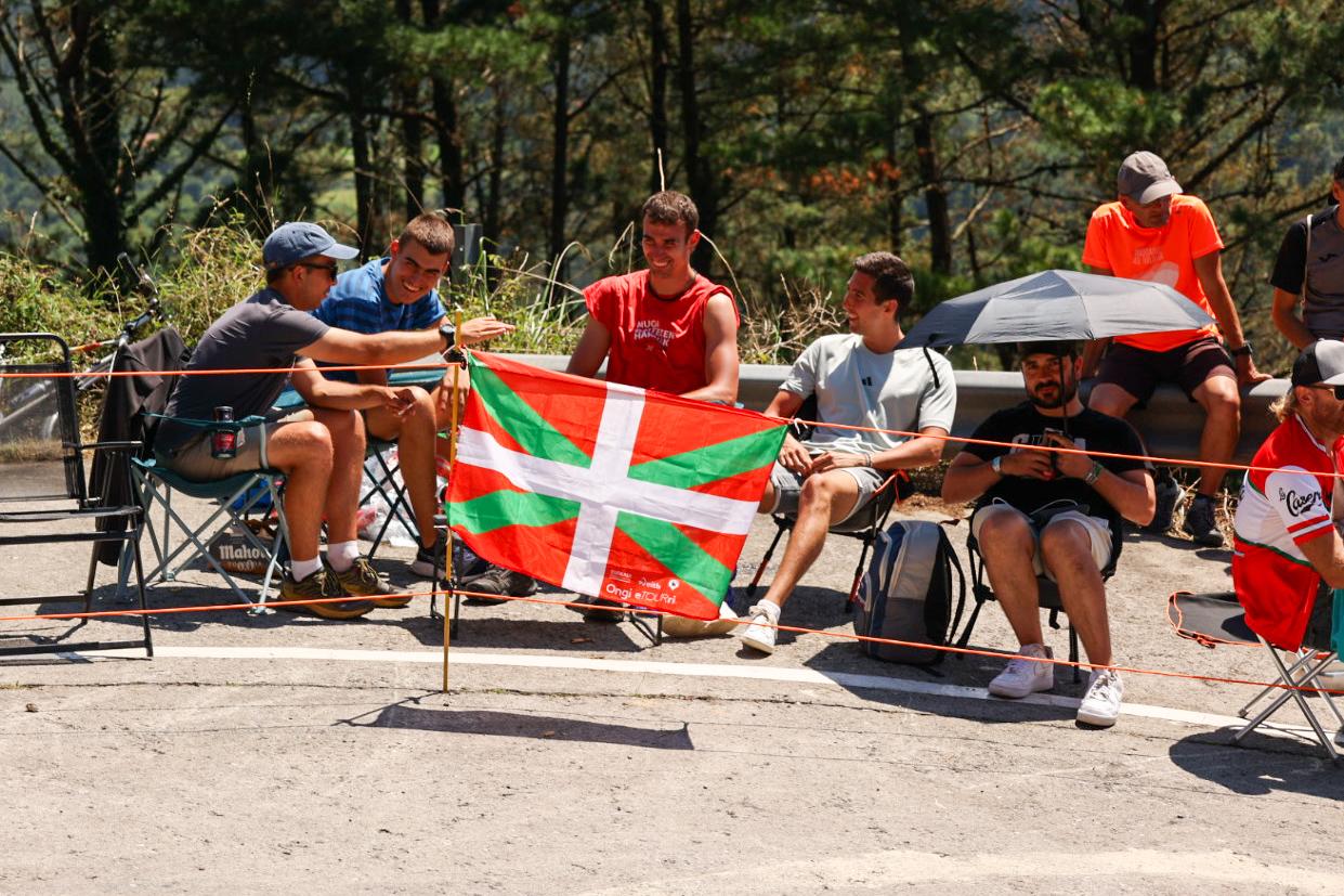 Un pasillo humano en Murgil