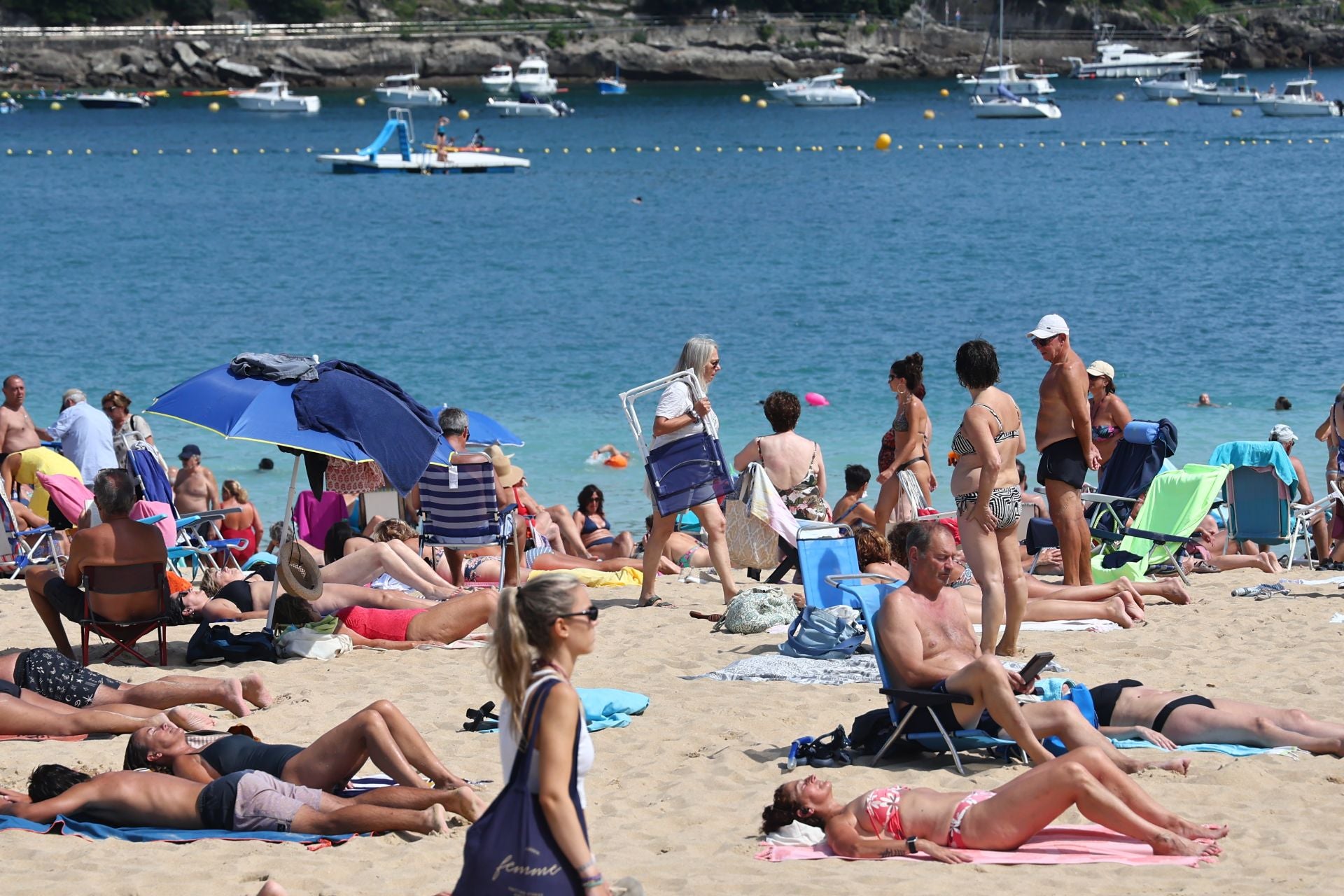 Agosto arranca veraniego