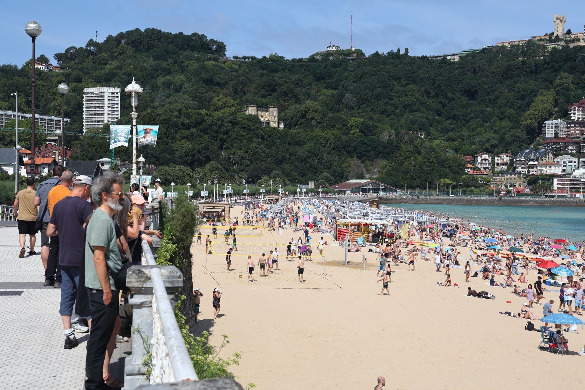 Agosto arranca veraniego