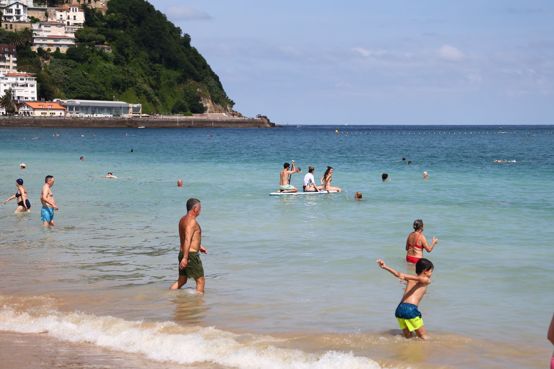 Agosto arranca veraniego