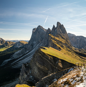 El sendero Seceda en val Gardena en los Dolomitas.