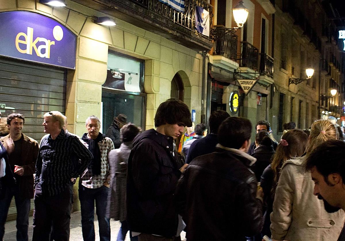Parte Zaharrean Bizi pide colocar sonómetros permanentes que alerten del ruido del ocio nocturno