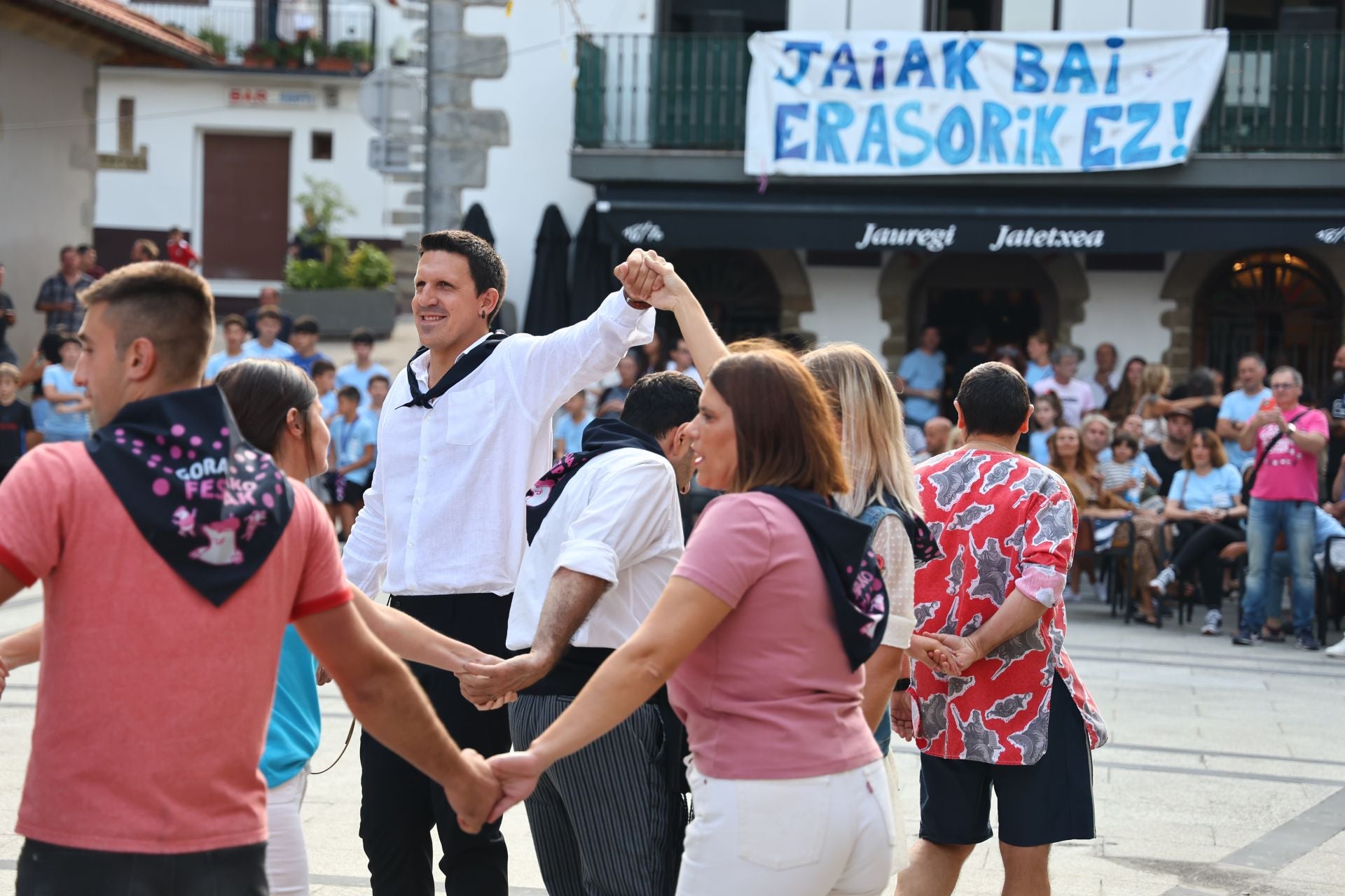 San Donato y San Lorenzo llegan a Aia