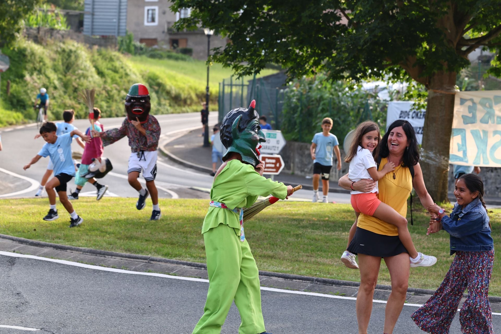San Donato y San Lorenzo llegan a Aia