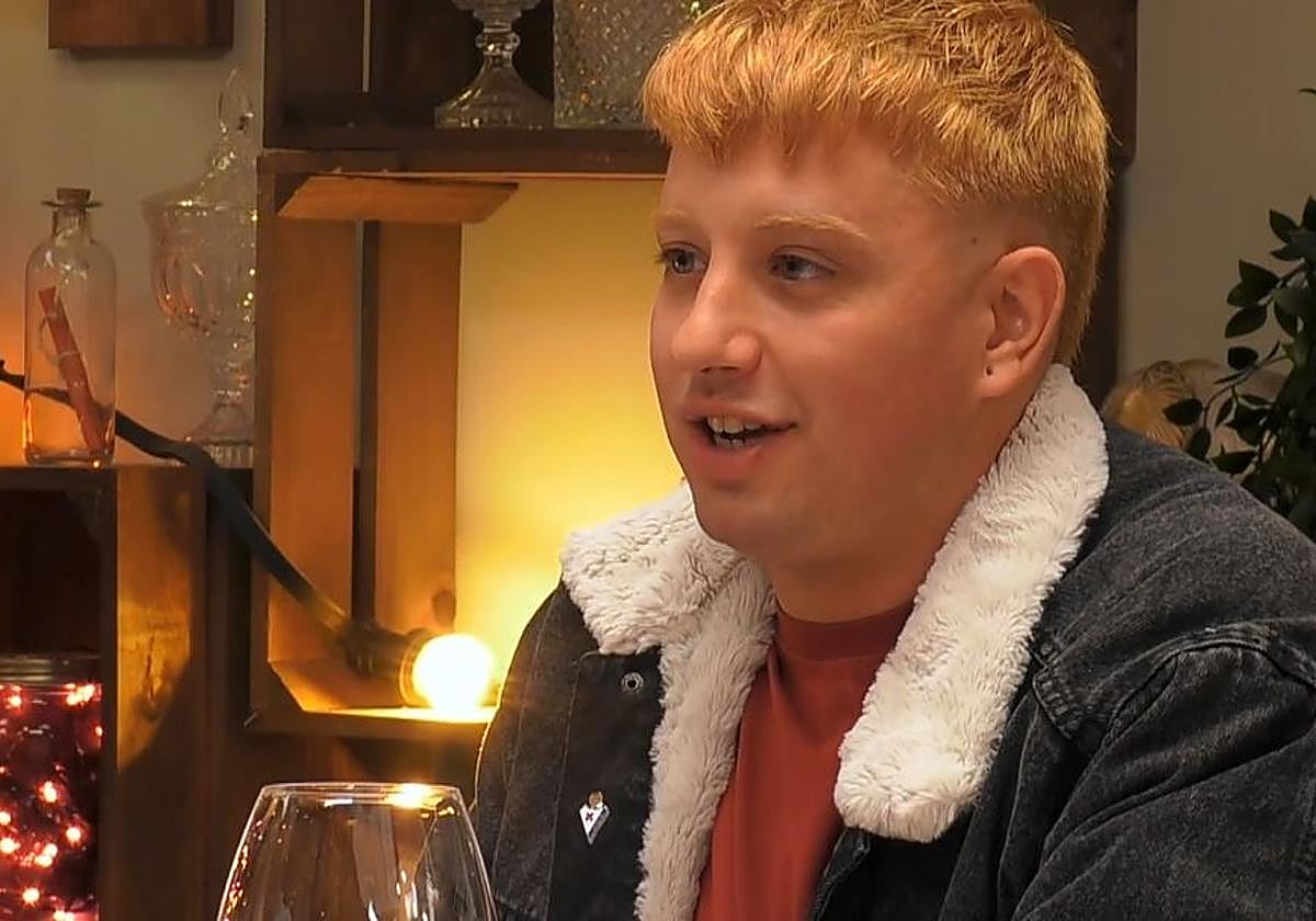 Adrián, soltero de First Dates aficionado al Eibar.