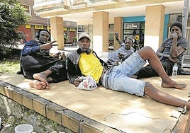 Gipuzkoa habilita en Oñati un centro de acogida temporal para 50 de los malienses atrapados en Donostia
