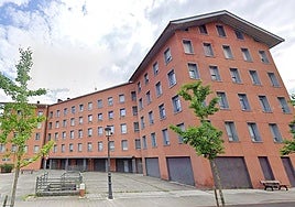 Los dos locales para emprendedores están situados en los bajos de Hirigoien 56-58.