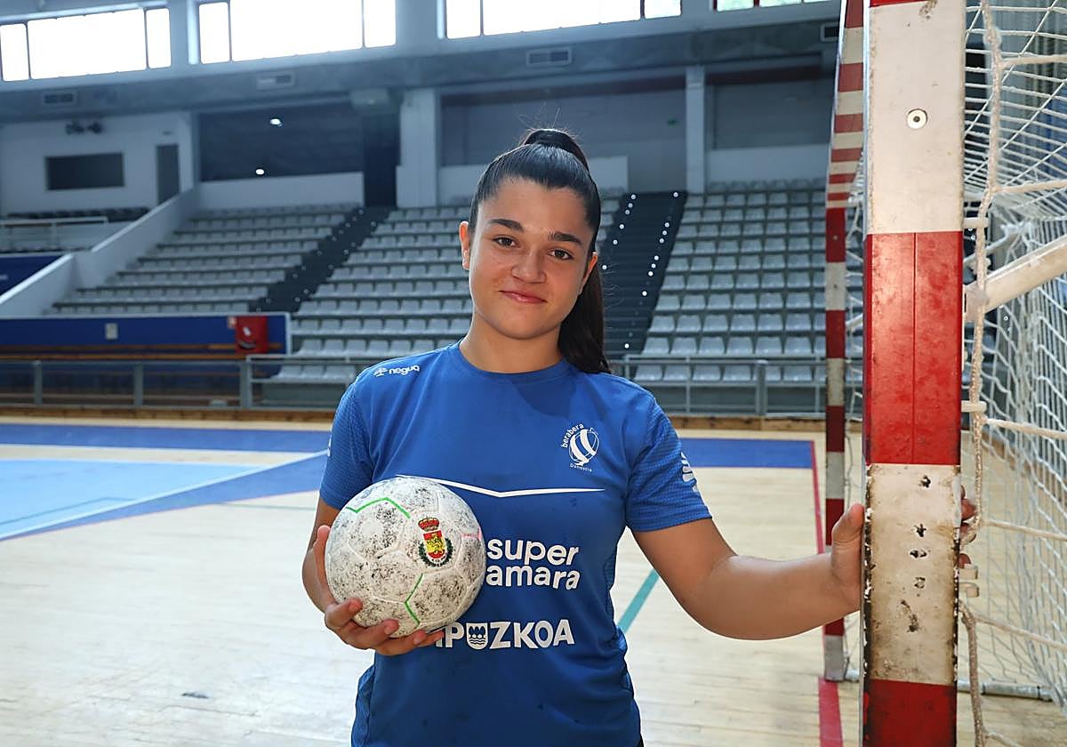 Oihana Murgiondo, antes de un entrenamiento de pretemporada en el Gasca.