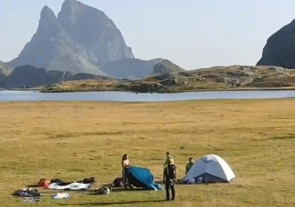 Instantánea del vídeo difundido por la Guardia Civil.