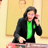 La presidenta de la CNMC, Cani Fernández, durante una comparecencia.