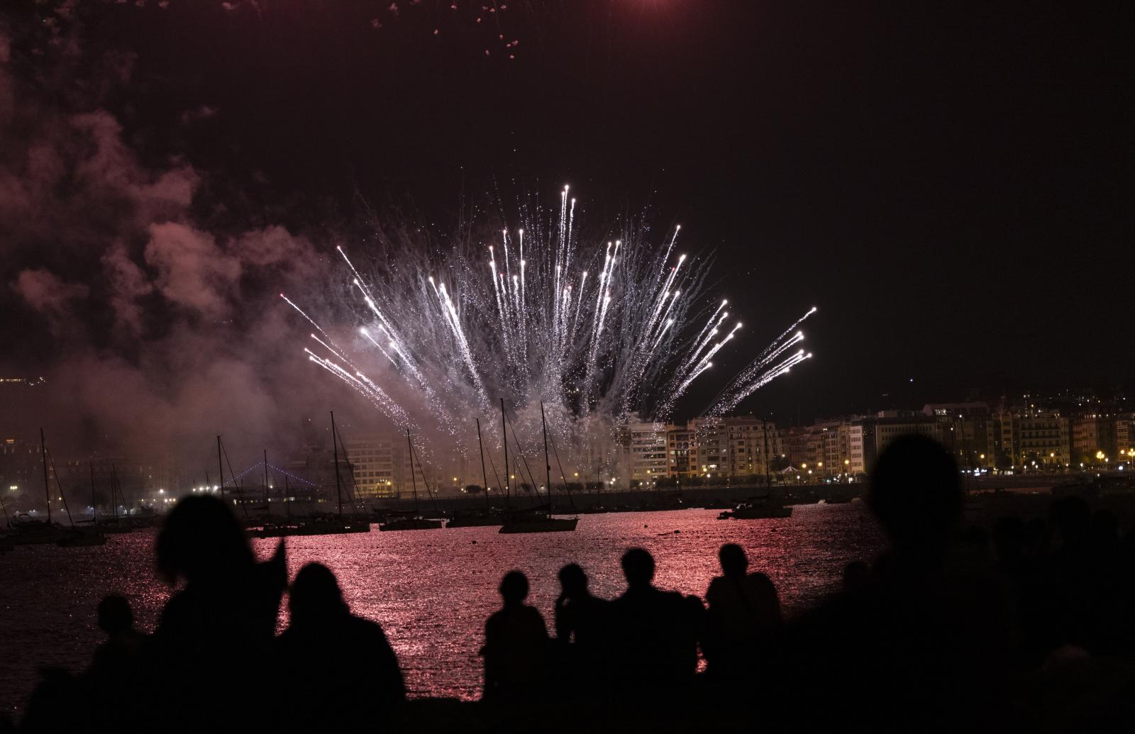 Tradición y modernidad de la mano de Pirotecnia Peñarroja