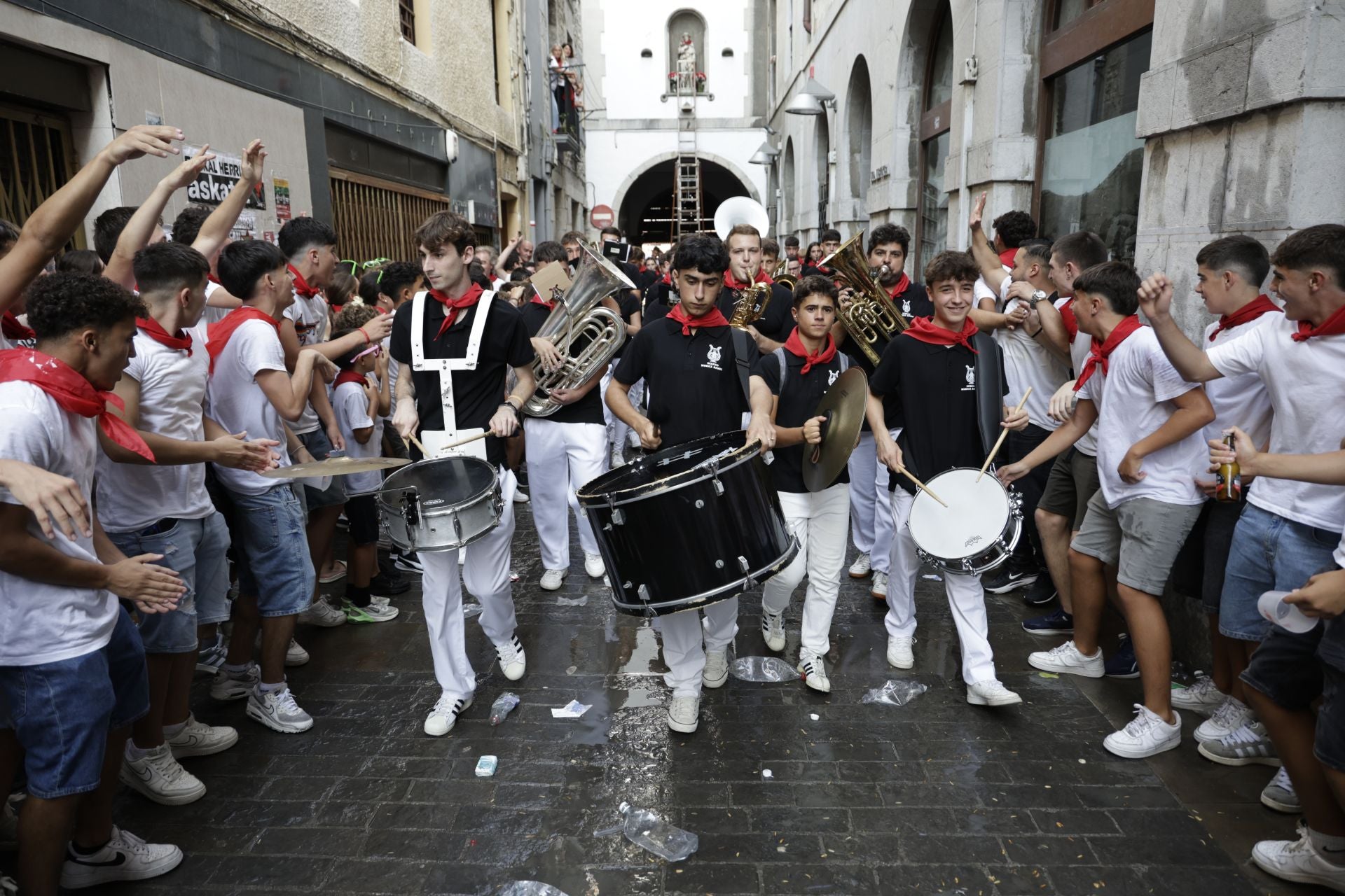 Pistoletazo inicial de los San Rokes