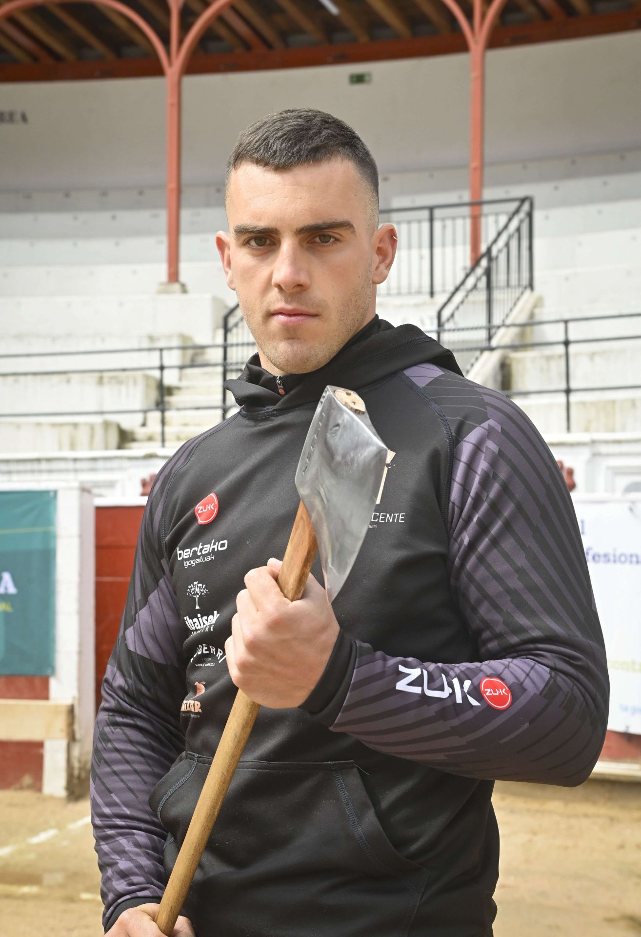 Iker Vicente busca la quinta txapela en la Trinidad.