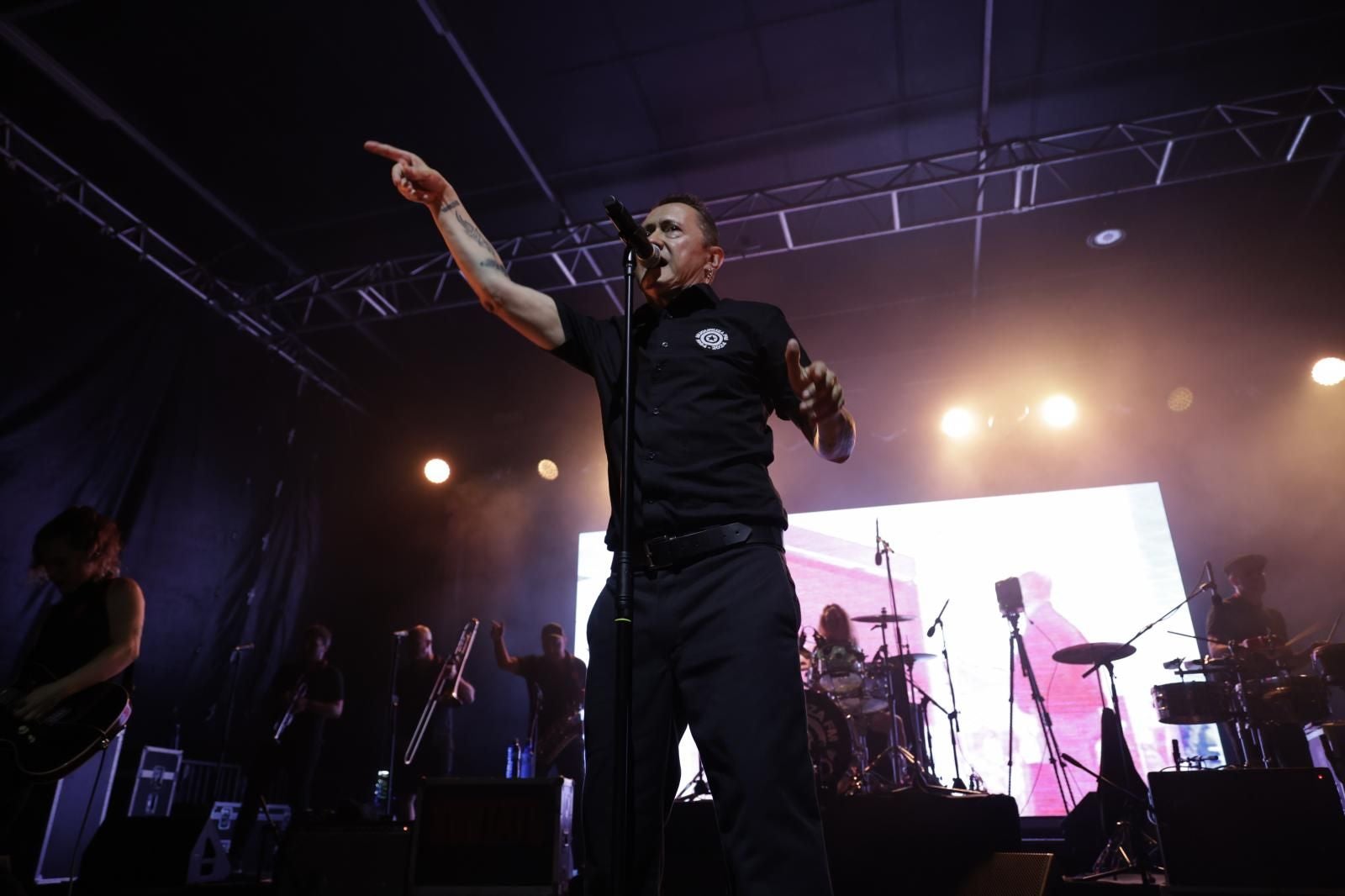 Fermin Muguruza entusiasma en Irun