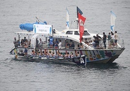 Arraun Lagunak celebra su décima victoria de la temporada, este sábado en la primera jornada de Zarautz.