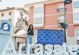 La nueva marca evoca elementos profundamente enraizados como la arquitectura del municipio y la piel del mítico dragón.