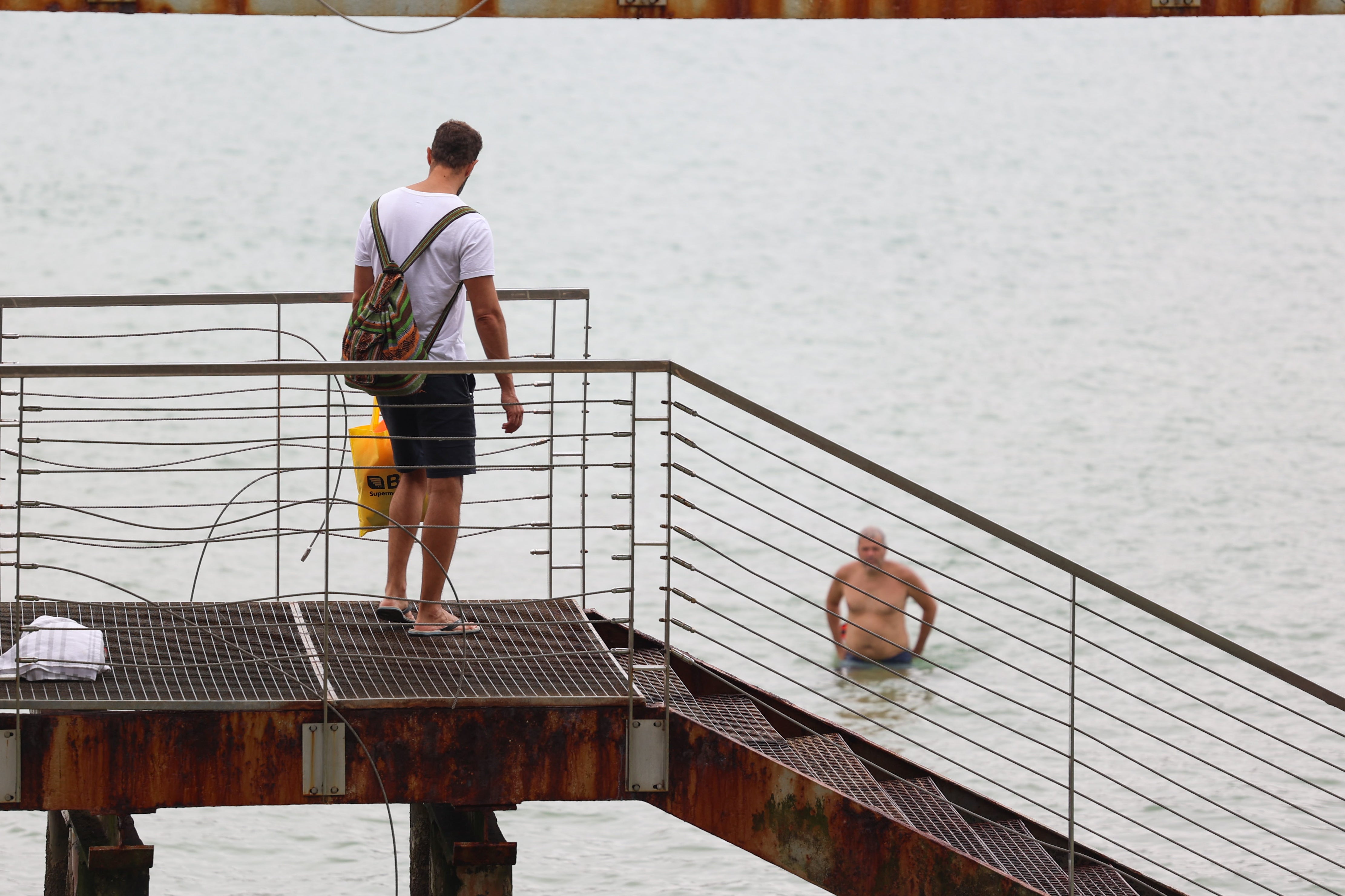 La Concha llena pese a la bajada de 10 grados